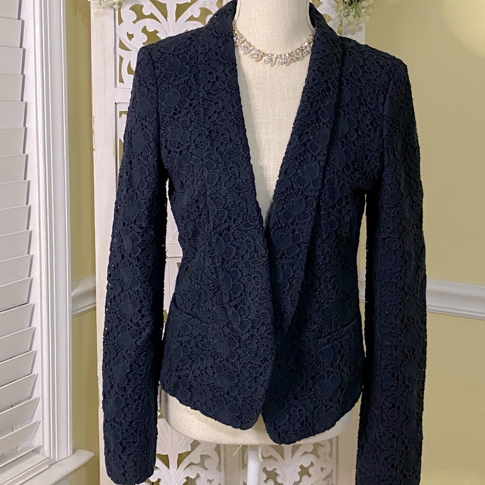 EUC Loft navy crochet lined open blazer Sz6 - Picture 2 of 12